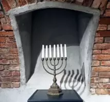 menora
