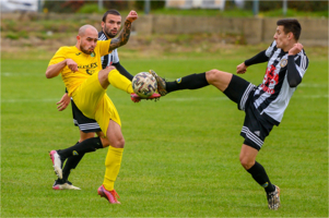 IV liga piłki nożnej Metal Tarnów - Jarmuta Szczawnica