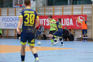 Pierwsza liga futsalu mężczyzn : Futsal Club Tarnów – SRS Gwiazda Ruda Śląska