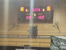 Tablica po meczu w Krakowie