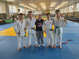 Judocy Błękitnych Tarnów po zawodach w Bytomiu