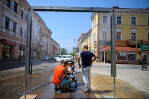 zdjęcie placu Sobieskiego i kurtyny wodnej