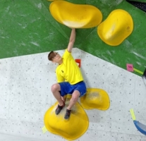 Eryk Nawój zdobył w Krakowie wicemistrzostwo Małopolski juniorów młodszych w boulderingu