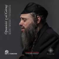 Plakat wystawy fotografii Błażeja Mysiaka