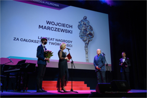 zdjęcie z gali TNF  - nagroda za całokształt