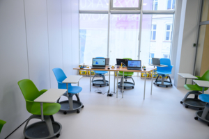 Pracownia Aktywnego Korzystania z Technologii