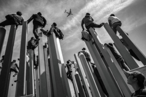 Zdjęcie Mariusza Foreckiego z książki "Kurz"