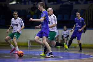 Niepokonany lider