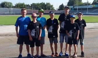 Żużlowa rywalizacja młodych „Jaskółek” 