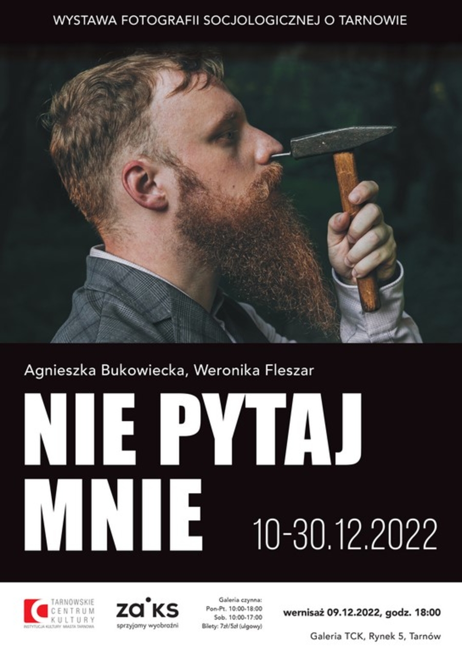 Plakat wystawy "Nie pytaj mnie"