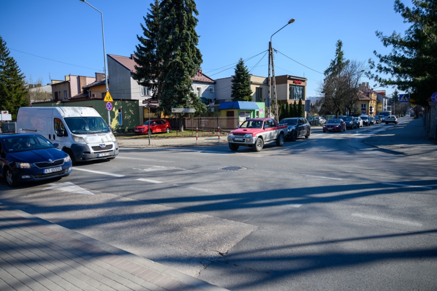 Skrzyżowanie ulic Narutowicza i Tuchowskiej