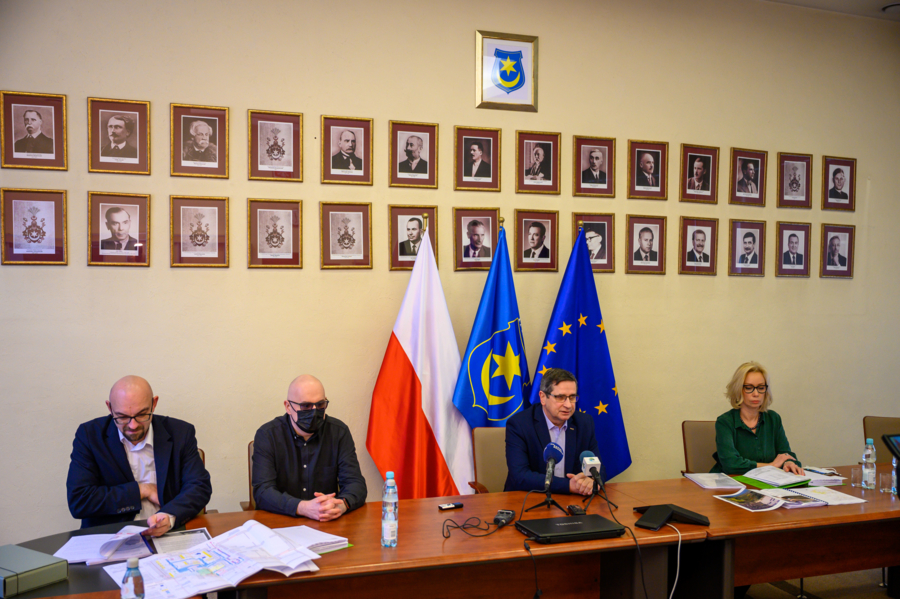 Konferencja prasowa dotycząca Izby Pamięci