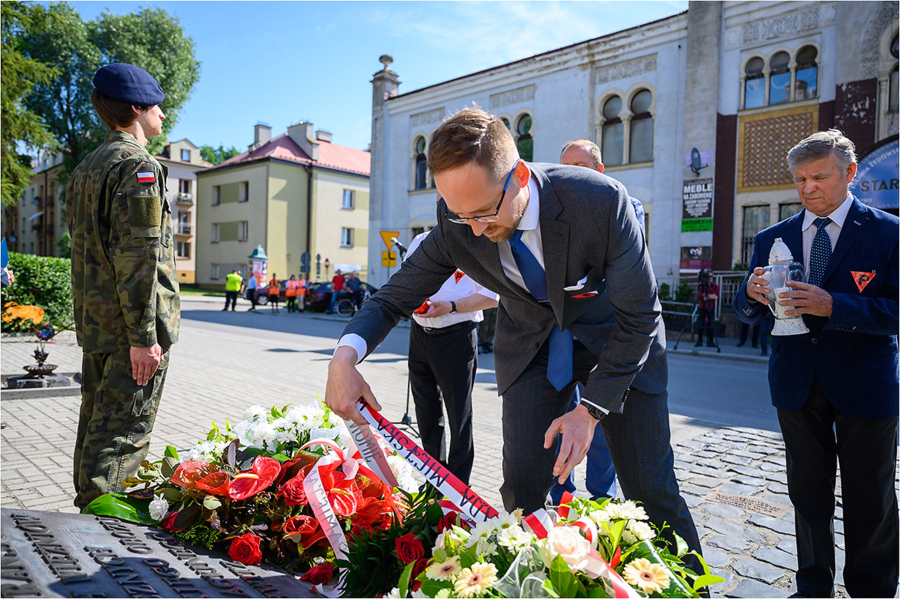 Uroczystości przed Pomnikiem I Transportu do KL Auschwitz