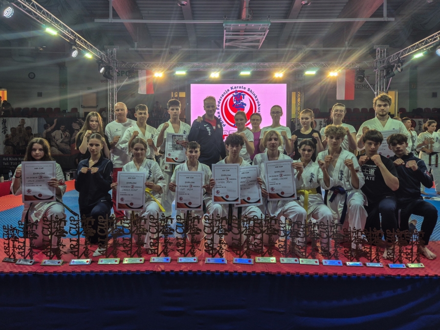 Zawodnicy TKS Karate