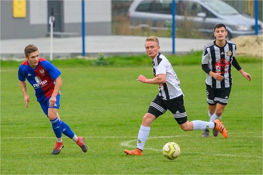 Mecz piłki nożnej: Metal Tarnów - BKS Bochnia