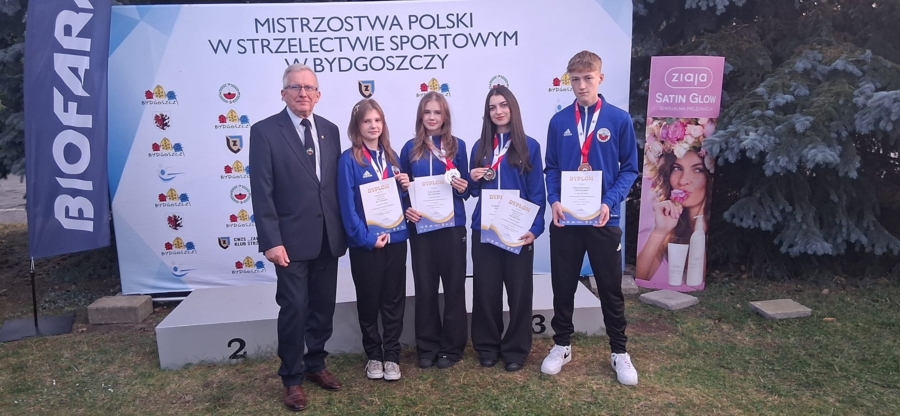 Reprezentanci TKS LOK Tarnów, medaliści MP młodzików w strzelectwie