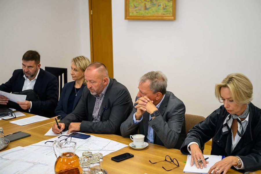 spotkanie w sprawie trzeciego zjazdu z autostrady