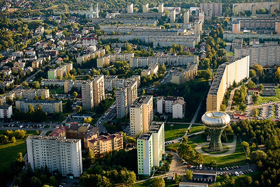 Panorama na jedno z tarnowskich osiedli.