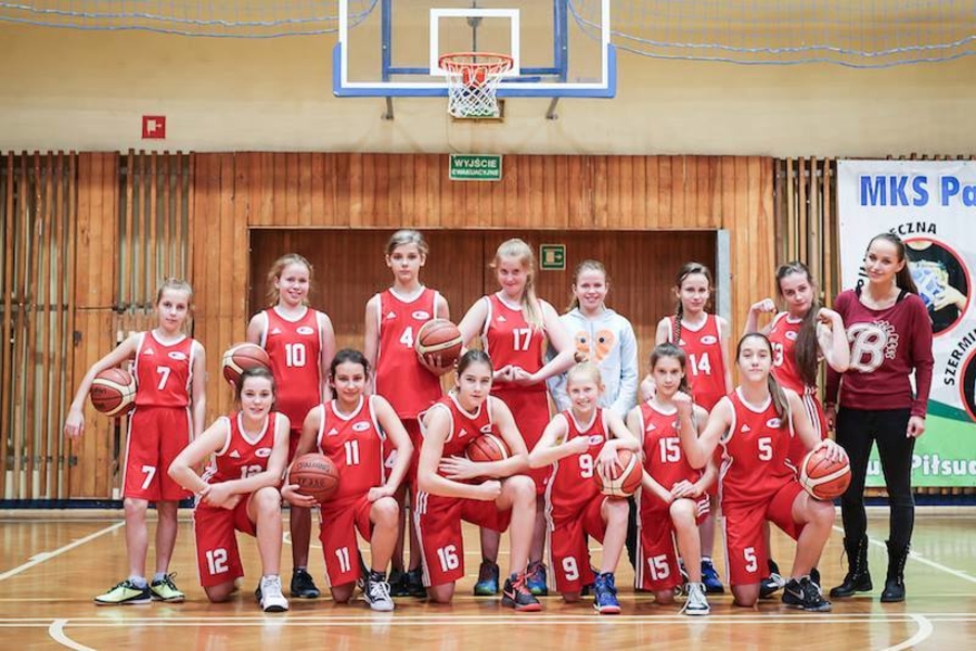 Komplet zwycięstw młodych koszykarek